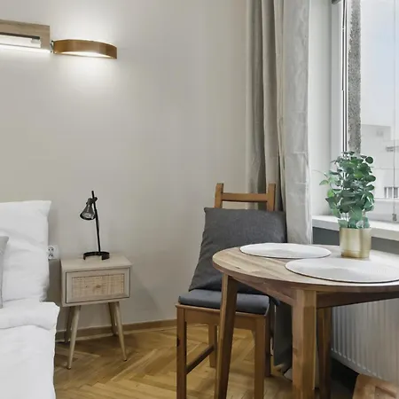 Apartament Hoża *